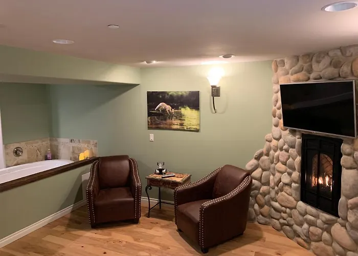 Fox Den Bed & Breakfast